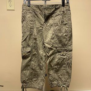 Express Jungle Capris Pants